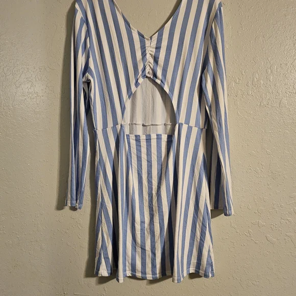 Lighy Blue and White Striped Long Sleeve Dress - Picture 6 of 8